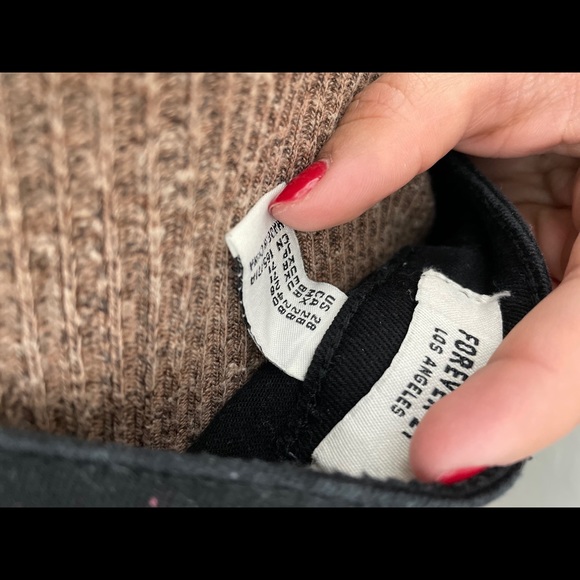 Black mini skirt - Picture 6 of 6